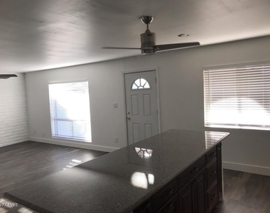1500 W Rio Salado Parkway - Photo Thumbnail 3