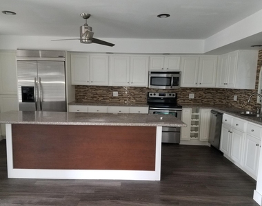 1500 W Rio Salado Parkway - Photo Thumbnail 8