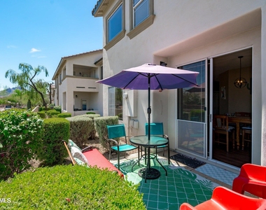 9750 N Monterey Drive - Photo Thumbnail 15