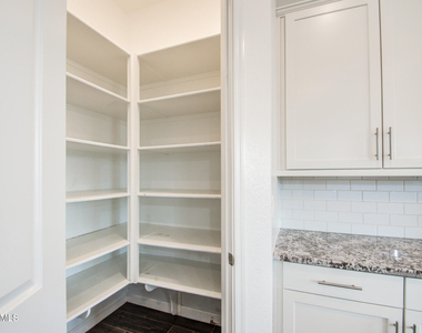 21583 E Arroyo Verde Court - Photo Thumbnail 7