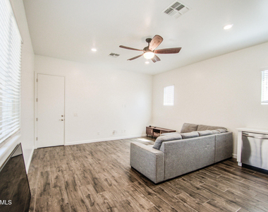 21583 E Arroyo Verde Court - Photo Thumbnail 32