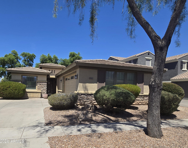 4762 E Lark Street - Photo Thumbnail 1