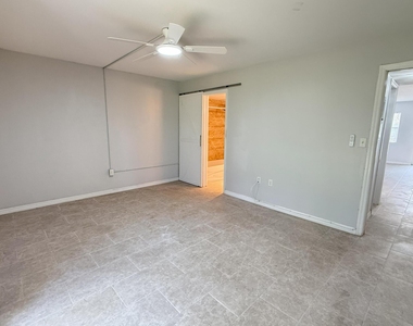 28 Ventnor B Drive - Photo Thumbnail 10