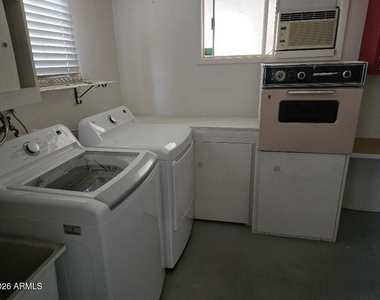 11224 N 105th Avenue - Photo Thumbnail 24
