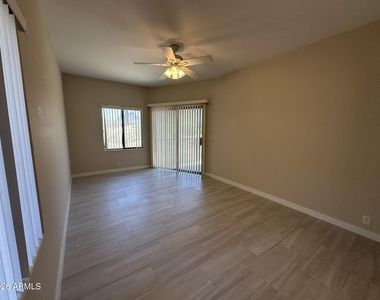 10401 N Saguaro -- - Photo Thumbnail 9