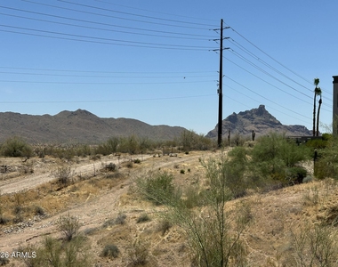 10401 N Saguaro -- - Photo Thumbnail 18