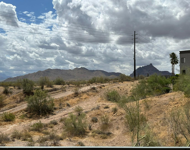 10401 N Saguaro -- - Photo Thumbnail 19