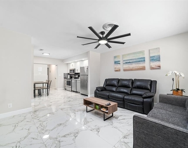 1479 Se 4th Avenue - Photo Thumbnail 1