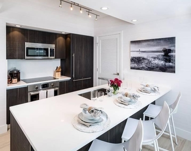 500 E Las Olas Boulevard - Photo Thumbnail 11