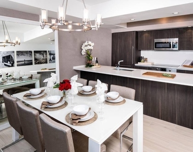 500 E Las Olas Boulevard - Photo Thumbnail 7