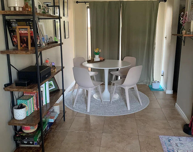 4813 N 73rd Street - Photo Thumbnail 9