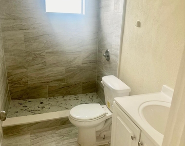 22 Nw 8th Avenue Nw - Photo Thumbnail 2