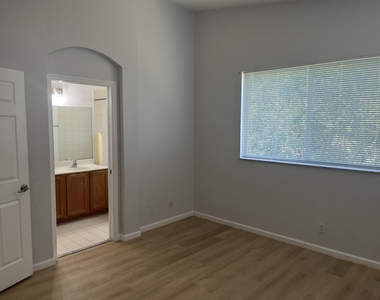 3231 Laurel Ridge Circle - Photo Thumbnail 19