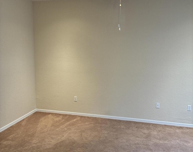 101 Lake Monterey Circle - Photo Thumbnail 46