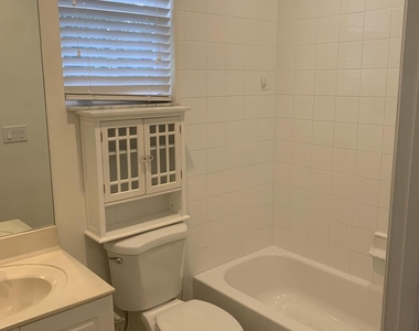 101 Lake Monterey Circle - Photo Thumbnail 14