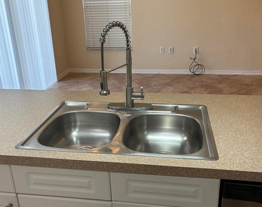 101 Lake Monterey Circle - Photo Thumbnail 44