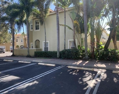 101 Lake Monterey Circle - Photo Thumbnail 1
