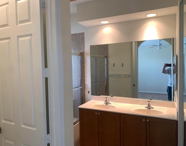 101 Lake Monterey Circle - Photo Thumbnail 18