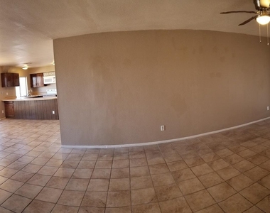 1626 W Beaubien Drive - Photo Thumbnail 9