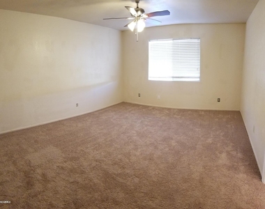 1626 W Beaubien Drive - Photo Thumbnail 10