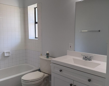 1501 Waterview Circle - Photo Thumbnail 15