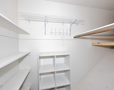 812 E Eugie Avenue - Photo Thumbnail 20
