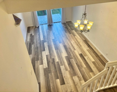 5207 Eagle Cay Place - Photo Thumbnail 8
