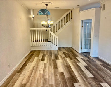 5207 Eagle Cay Place - Photo Thumbnail 1