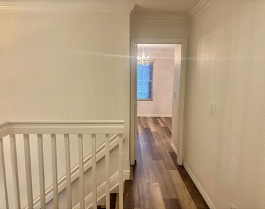 5207 Eagle Cay Place - Photo Thumbnail 10