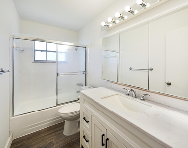 270 Cape Cod Circle - Photo Thumbnail 20