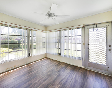 270 Cape Cod Circle - Photo Thumbnail 21
