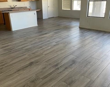 10644 E Baywood Avenue - Photo Thumbnail 3