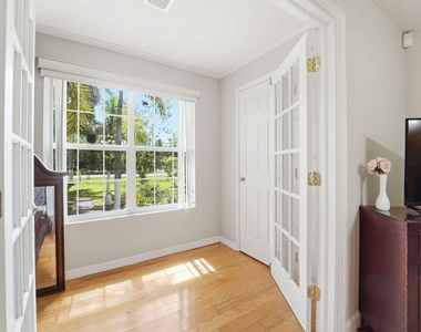 6929 120th Avenue N - Photo Thumbnail 9