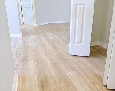 5489 Soria Avenue - Photo Thumbnail 25