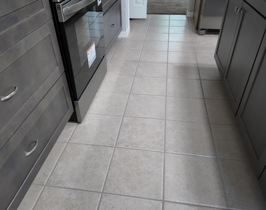 11444 Nw 18th Lane - Photo Thumbnail 5