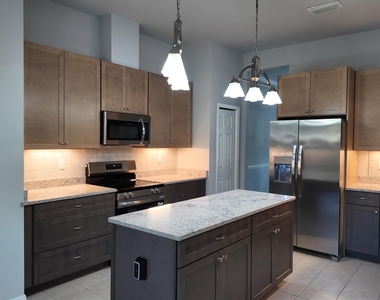 11444 Nw 18th Lane - Photo Thumbnail 7