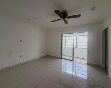 20210 Ne 2nd Avenue - Photo Thumbnail 11