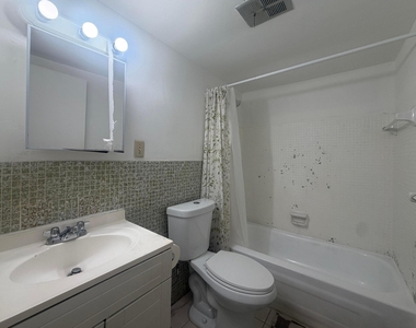 20210 Ne 2nd Avenue - Photo Thumbnail 8