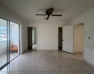 20210 Ne 2nd Avenue - Photo Thumbnail 12