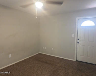 6540 N 7th Avenue - Photo Thumbnail 6
