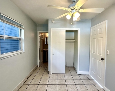 601 N K Street - Photo Thumbnail 5