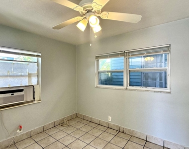 601 N K Street - Photo Thumbnail 4