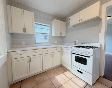 318 S K Street - Photo Thumbnail 1