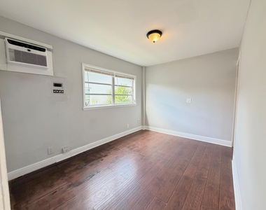 318 S K Street - Photo Thumbnail 3