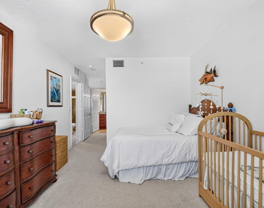 610 Clematis Street - Photo Thumbnail 11