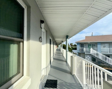 436 Auburn - Photo Thumbnail 29
