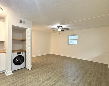436 Auburn - Photo Thumbnail 5