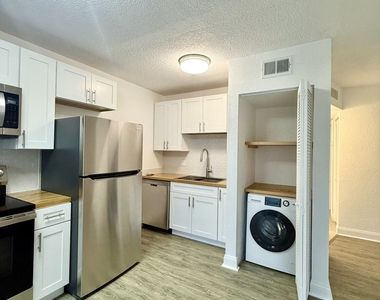 436 Auburn - Photo Thumbnail 6