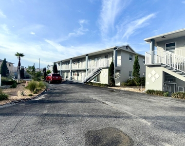 436 Auburn - Photo Thumbnail 24