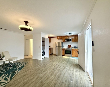 436 Auburn - Photo Thumbnail 8